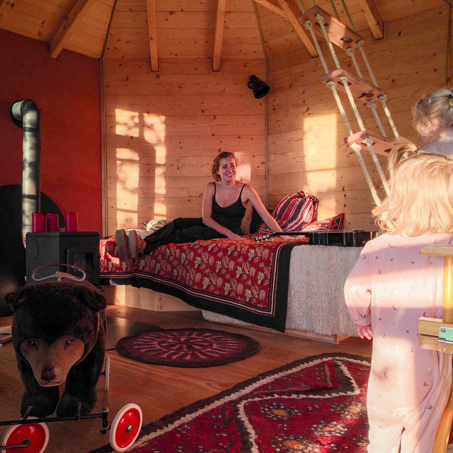 Baumhaus Innenausbau - Wohlfühlen Familie