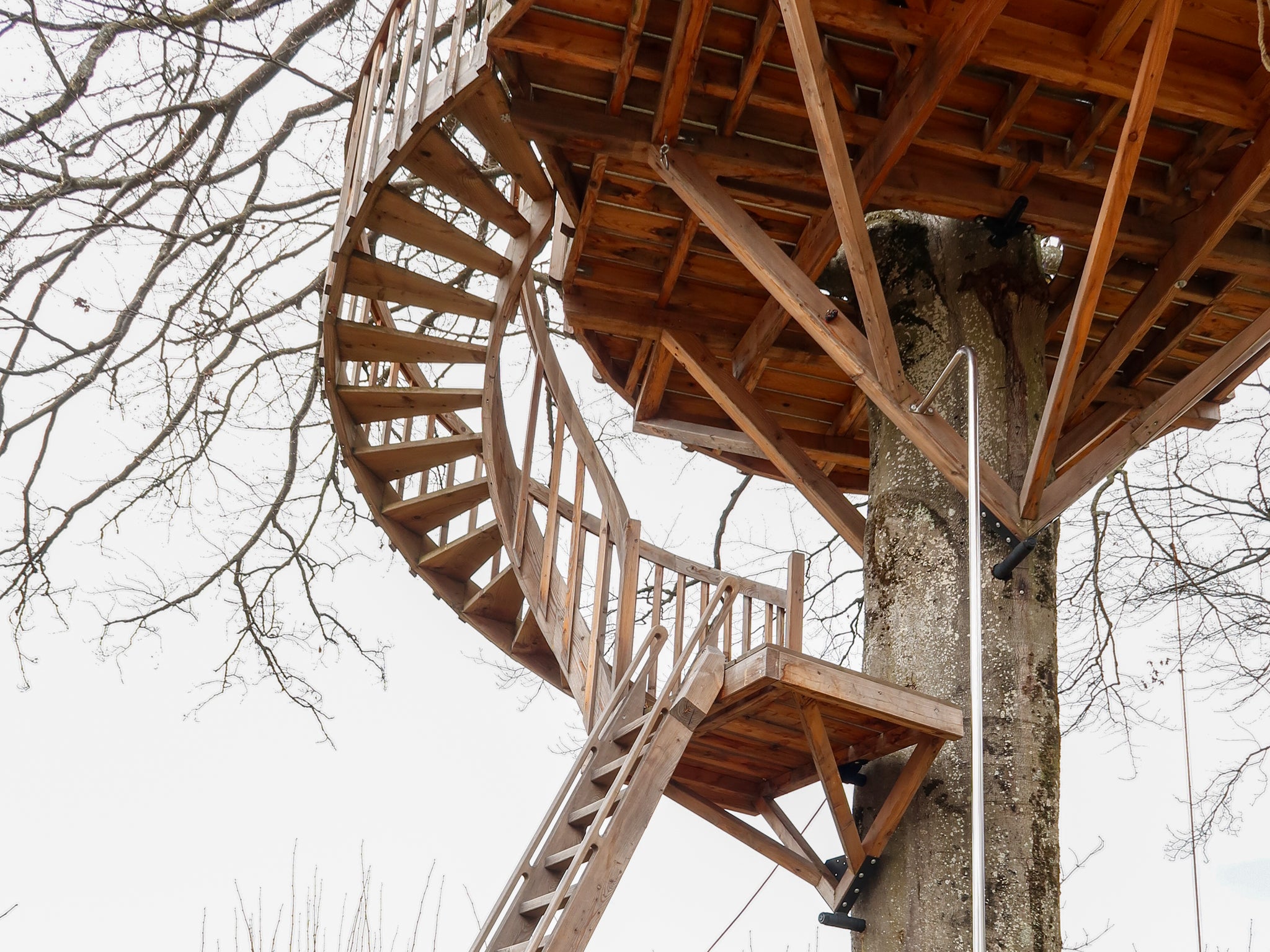 Baumhaus Bausatz Wendeltreppe