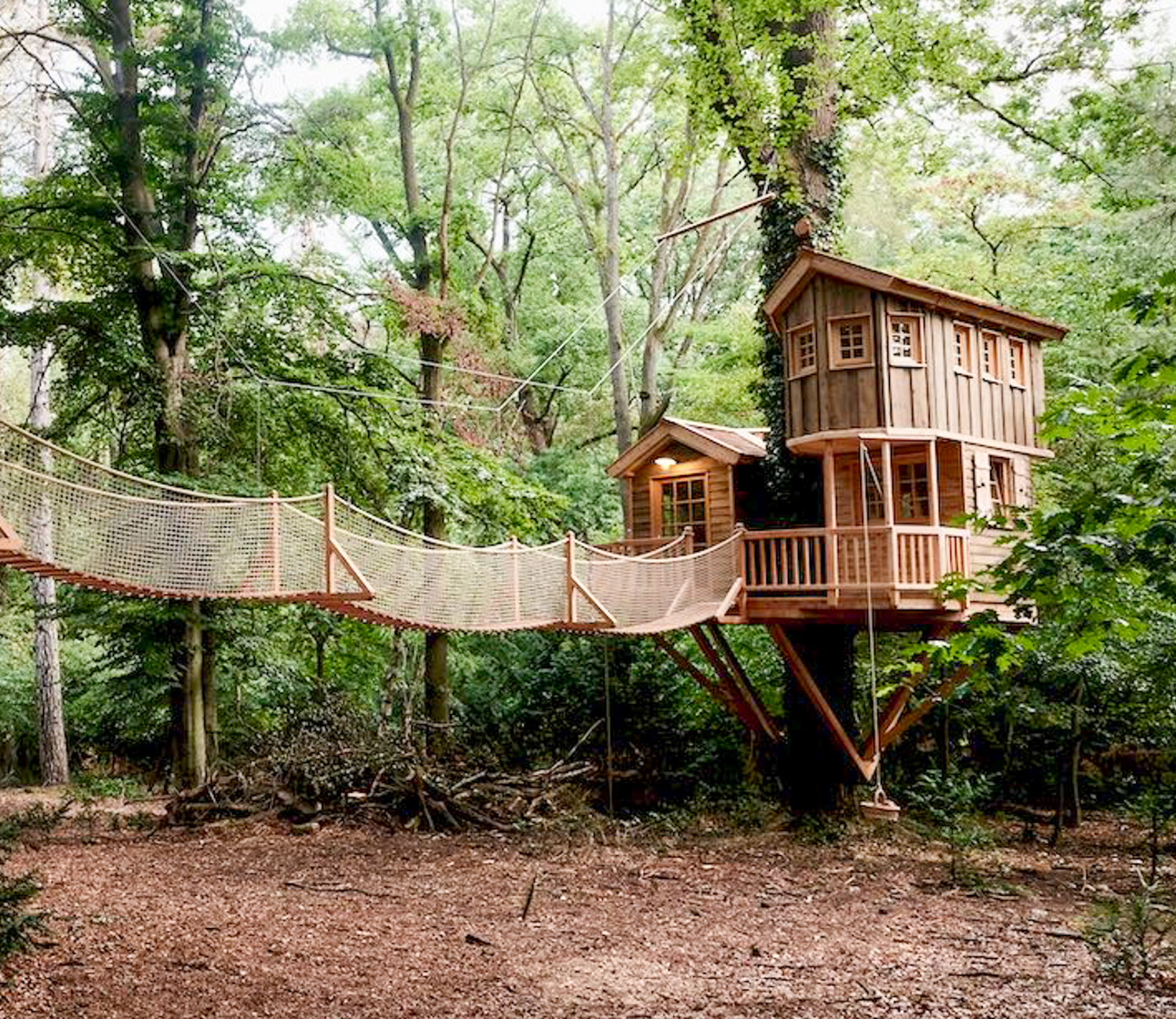 Treehouse built by professional high price by “baumbaron GmbH”