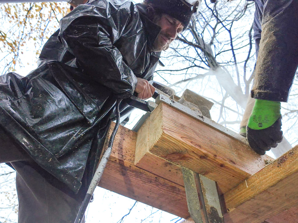 Strut Tree Assembly Pro Fastening heavy and large wooden beams and struts on living trees